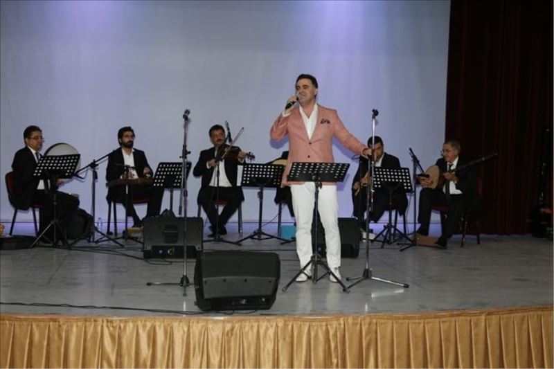 TRT sanatçılarıyla konser
