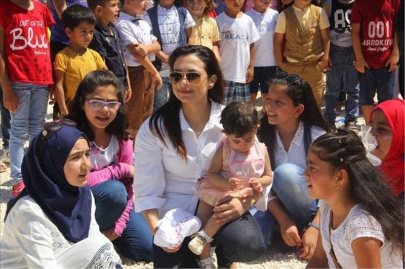Dilek Özgürgün Hatay´da Suriyeli çocuklarla buluştu