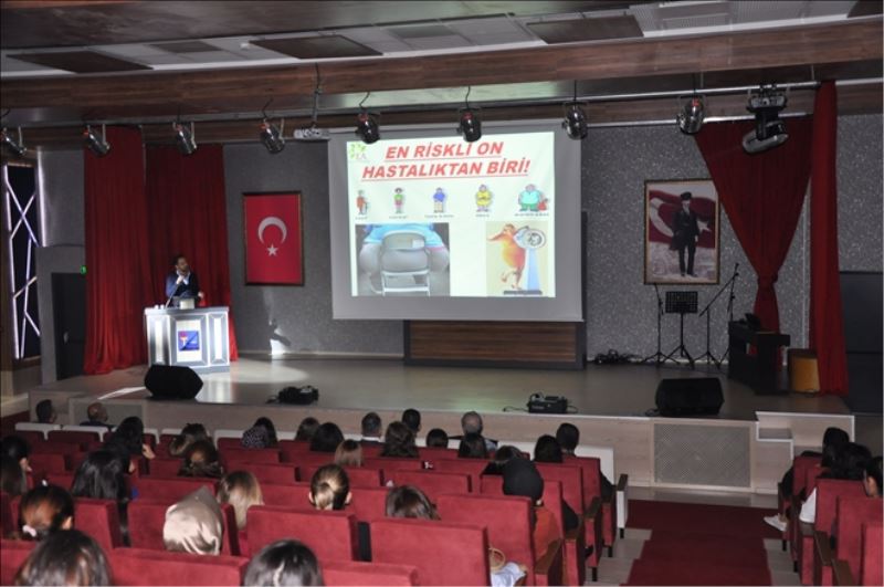 Eğitimcilere diabet konferansı