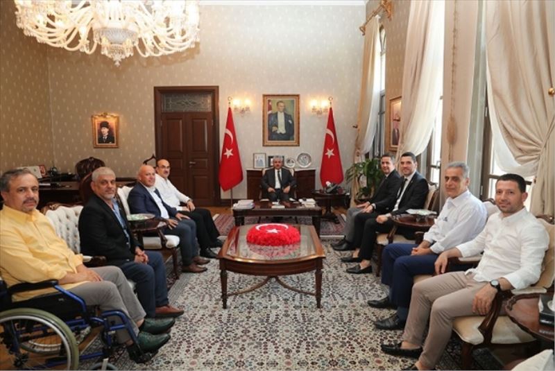 Beşiktaşlıların vali ziyareti