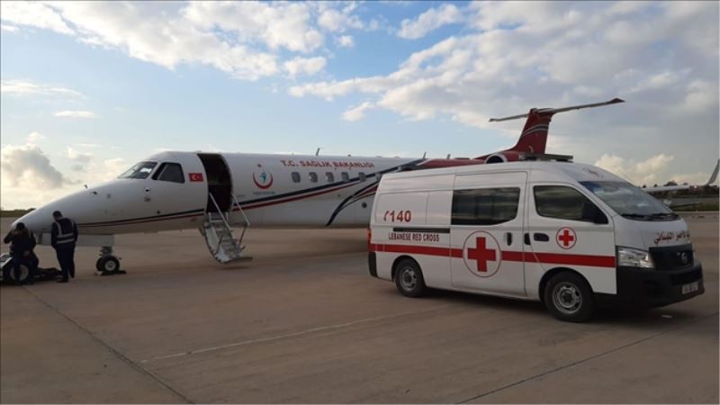 Ambulans uçakla tedaviye getirildi