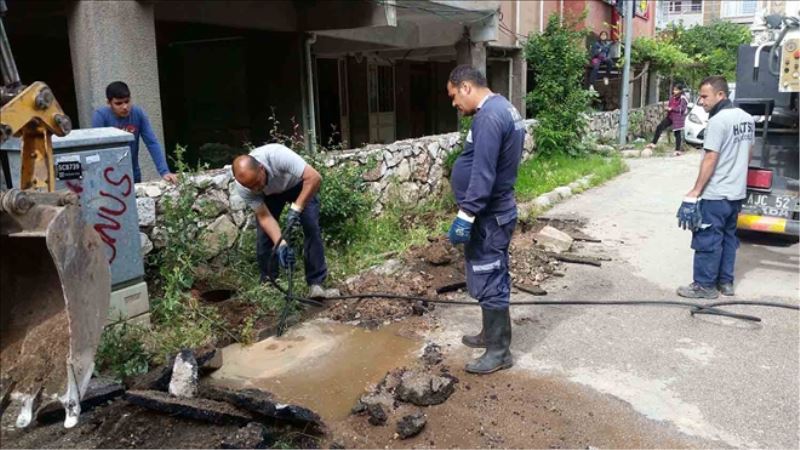 Yağmur, İskenderun´u etkiledi