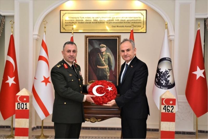 General Kılınç´a Zafer Bayramı ziyareti