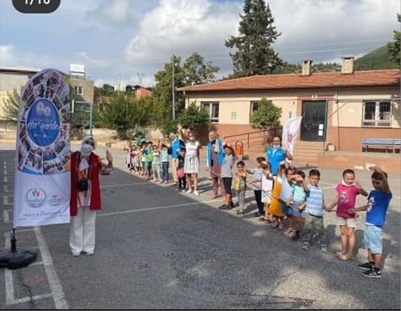 ´Bulutların üstündeki benim okulum´ projesi