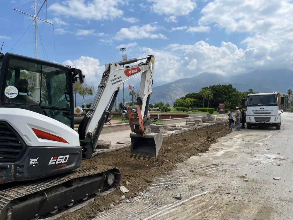 Yaya kaldırımı araç yolu oluyor