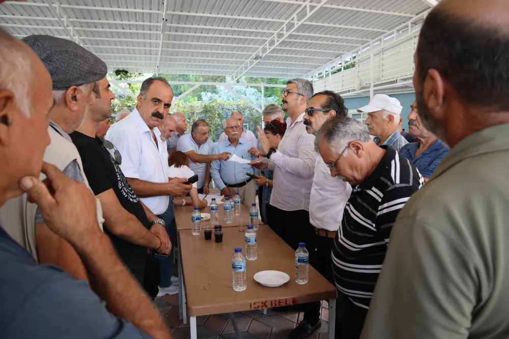 Halk, toplantı alanına girmedi