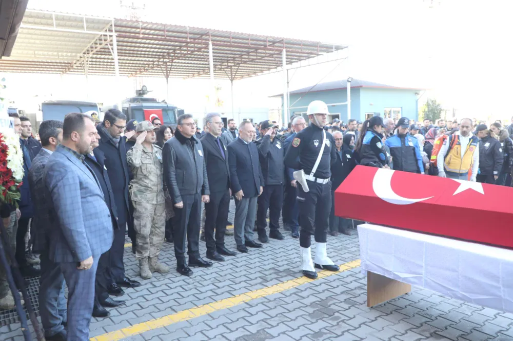 Polis Pekel, kalp krizine yenildi