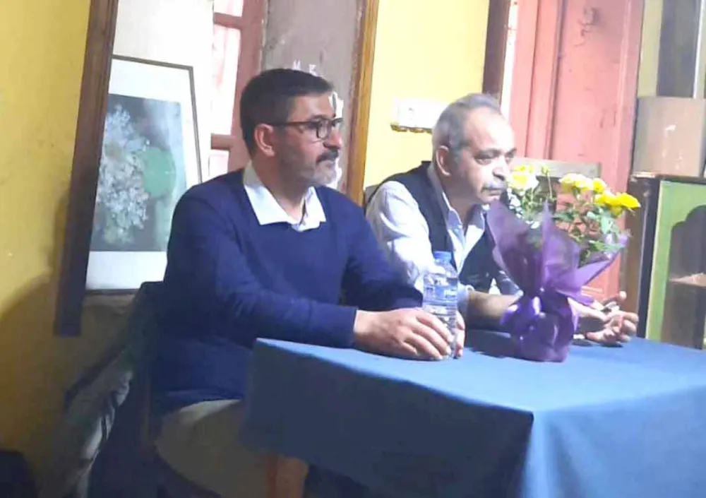 Öykü yazarı Özyıldız: Hikaye, küçük insanların yaşamındadır